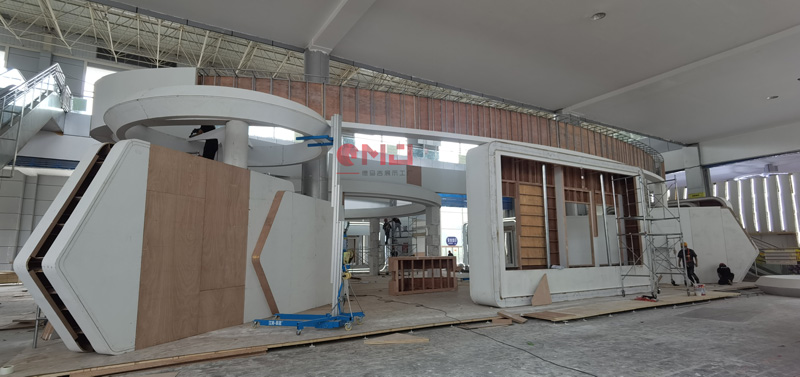 选择展厅搭建公司时应该注意什么？